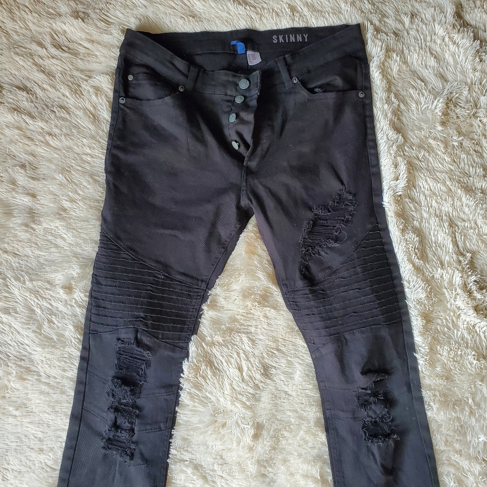 Men's H&M DIVIDED Black Ripped Biker Jeans